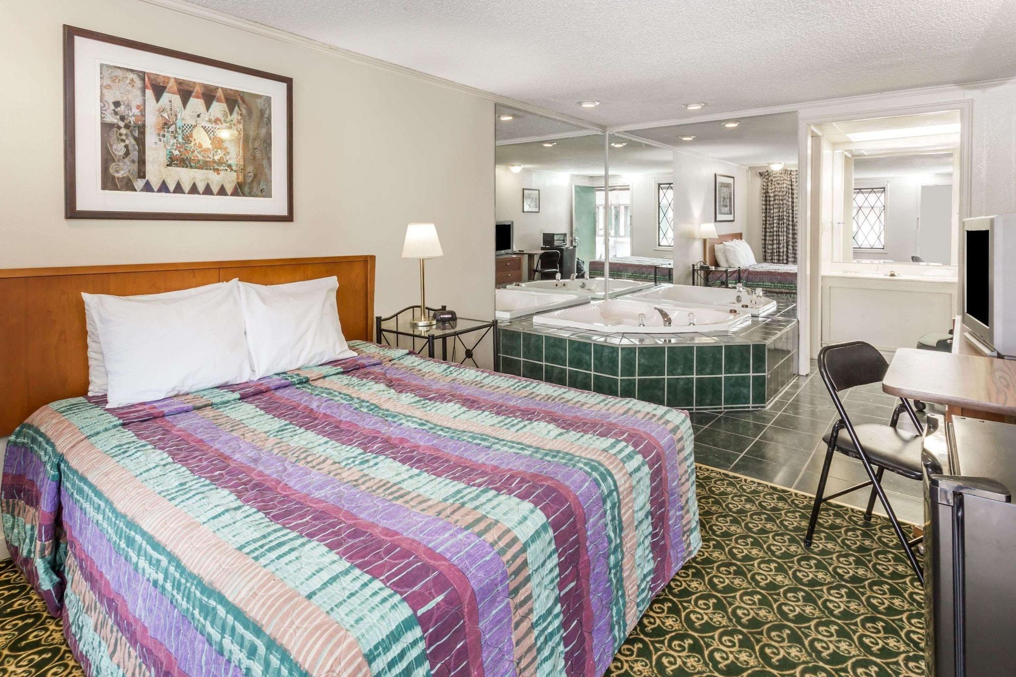 Knights Inn Расин Экстерьер фото